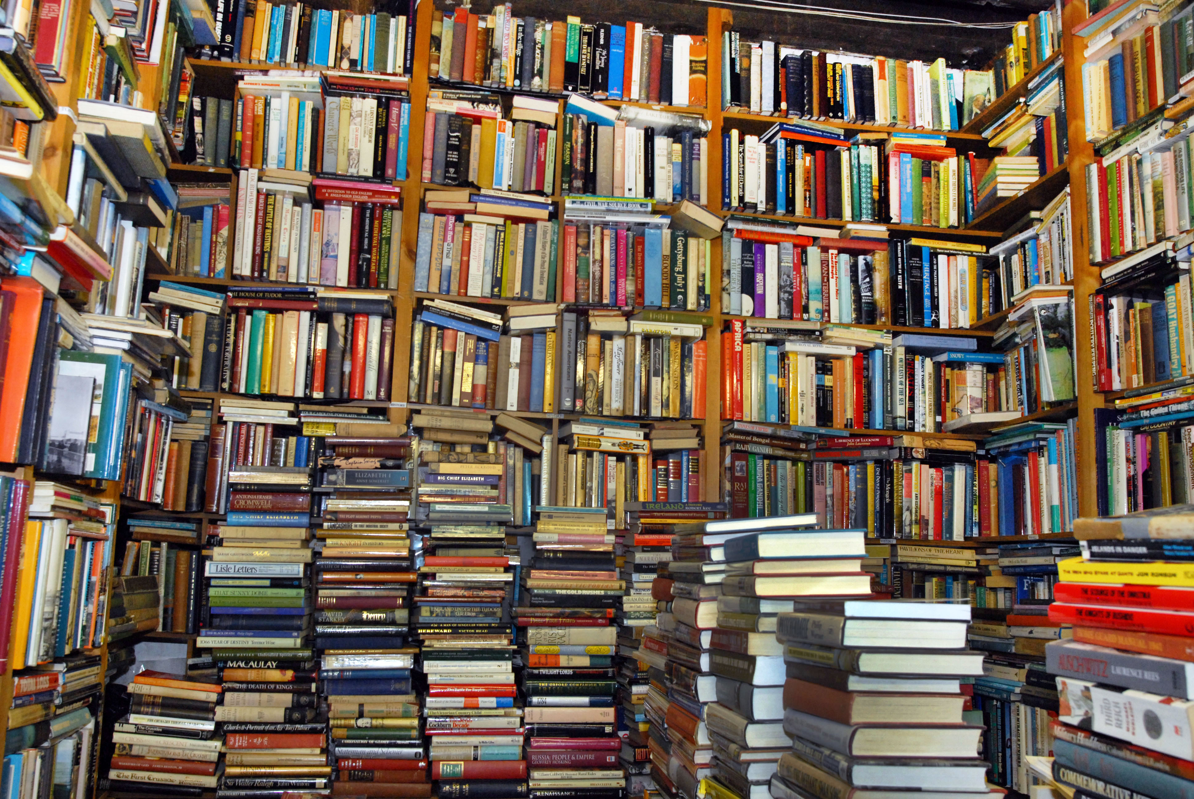 100 books to read before you die, according to Amazon publishers